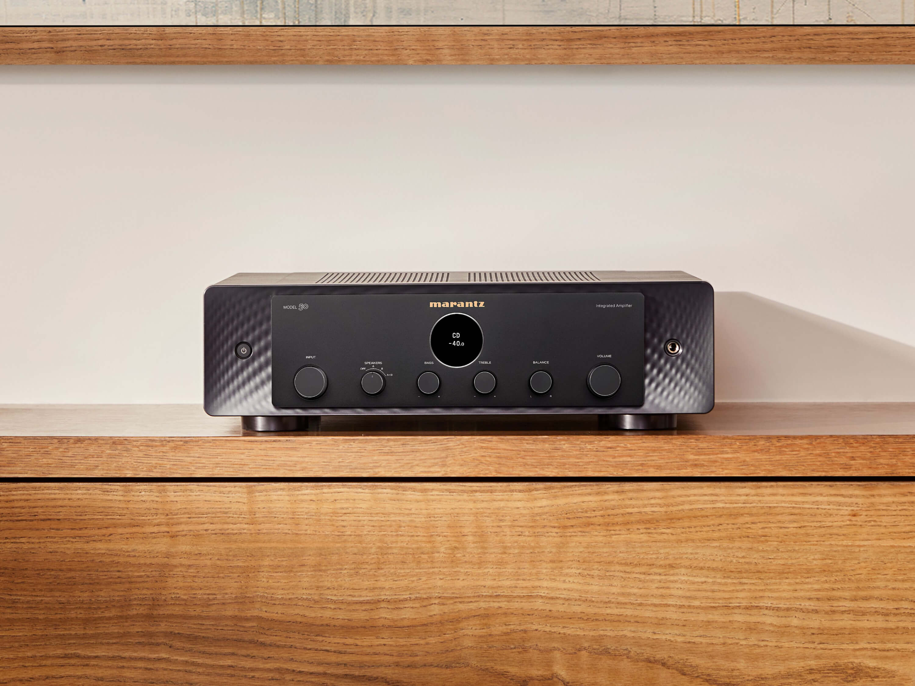 MODEL 50 - Premium Integrated Stereo Amplifier with 70W and Custom 